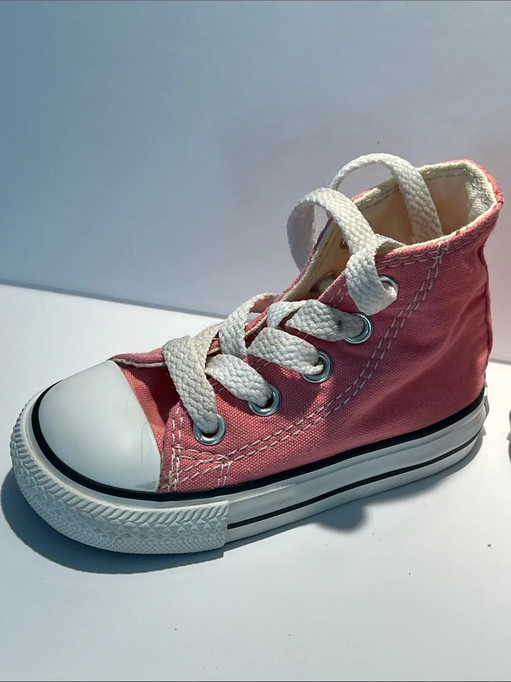 Converse Kids Pink High-Top Chuck Taylor Sneakers